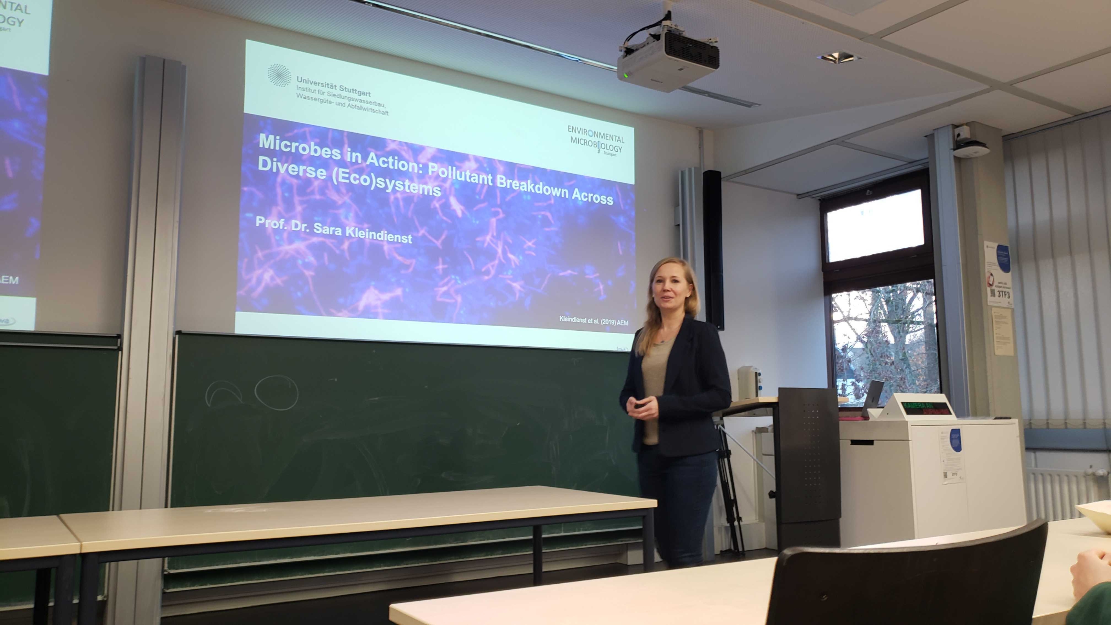 Sara Kleindienst during her inaugural lecture.